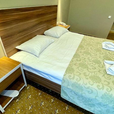 Riga Unimars Hotel 外观 照片