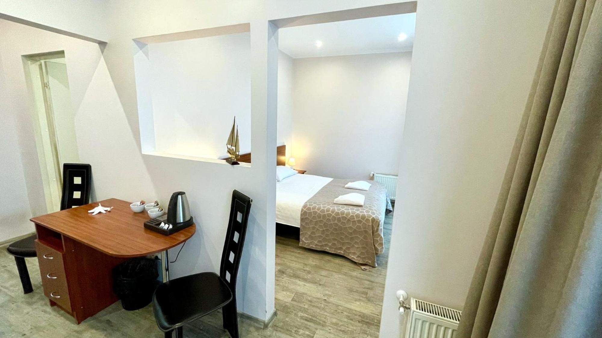 Riga Unimars Hotel 外观 照片