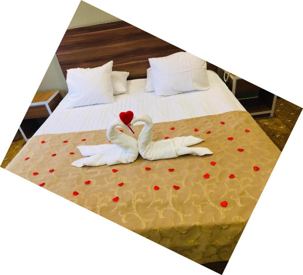 Riga Unimars Hotel 外观 照片